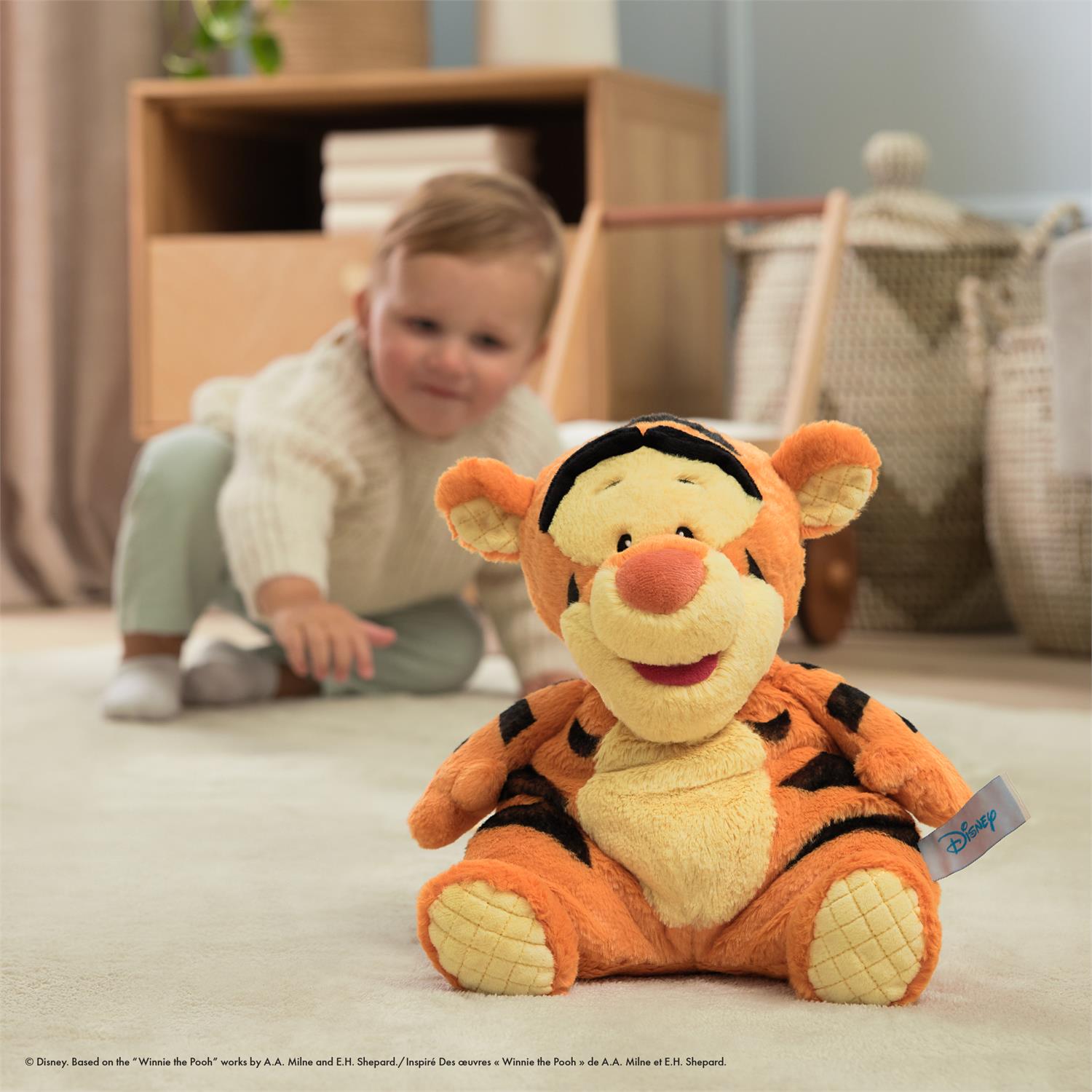 Send a HUGgle - Disney - Oh So Snuggly Tigger - 12.5"